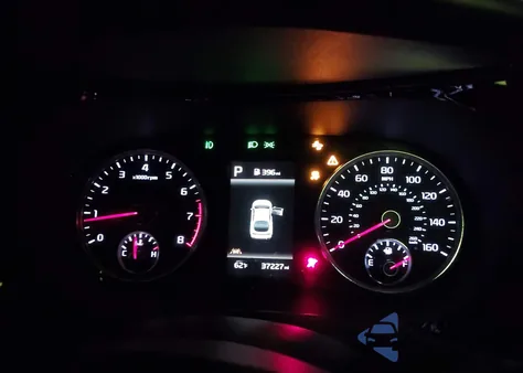 2024 Kia K5 Gt-Line z USA, uszkodzony, nr VIN 5XXG64J20RG235630